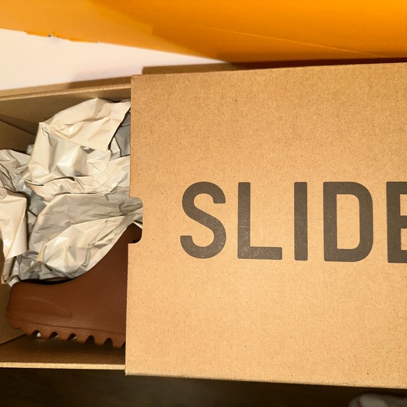 NWT Yeezy flax slide - Picture 6 of 8